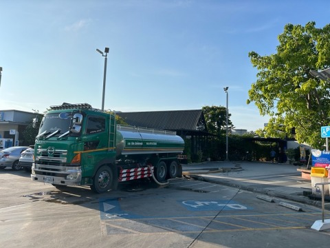 รถน้ำประปาชลบุรี